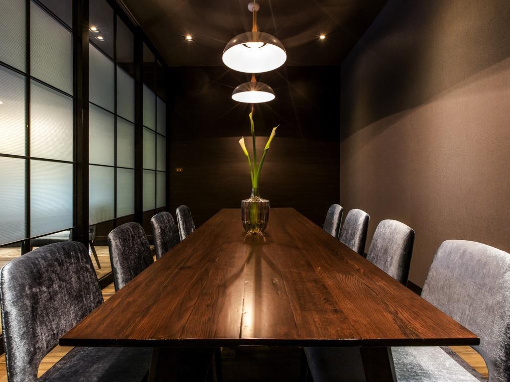 Metropolis Suites Bangkok, Tapestry Collection By Hilton Exterior photo